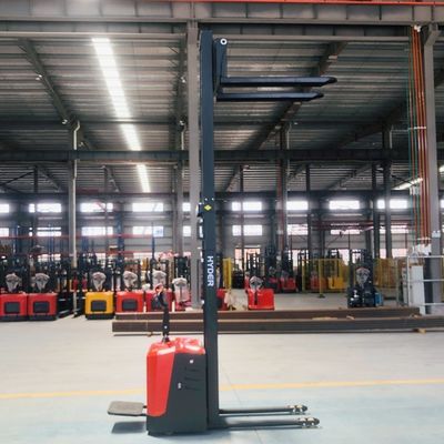 DC Motor Electric Pallet Stack with Ride on Pedal 1.5ton/2.0ton Fork Size 1100*160*55